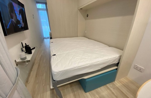 Queenstown Hotel | Shipping Container Hotel Haw Par Villa