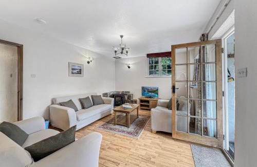 Swimbridge Casa | Shippon, Nr Barnstaple with outdoor seasonal pool, free wifi and on-site parking