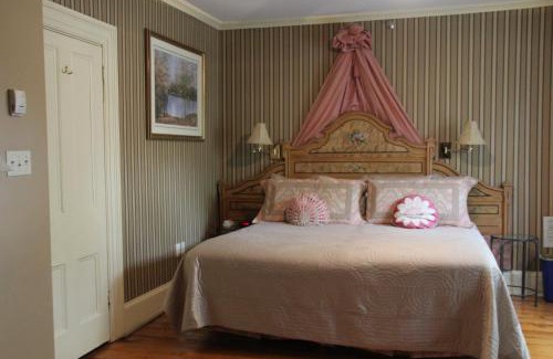 Queens Square Cama Y Desayuno | Shipwright Inn