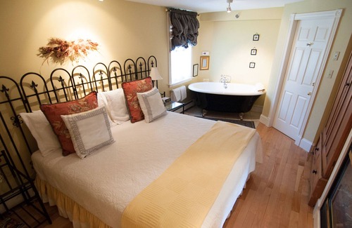 Queens Square Cama Y Desayuno | Shipwright Inn