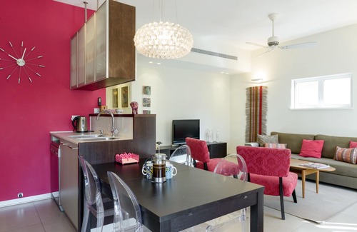 Tel Aviv Apartamento | Shir Street - 3 habitaciones y balcón