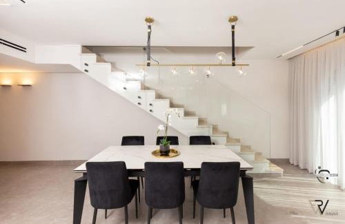 Mea She'arim Apartamento | Shirat Haneviim-Luxury Penthouse #Rental Israel