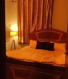 Varanasi Hotel | Shiv Shakti