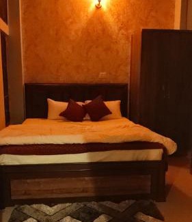 Varanasi Hotel | Shiv Shakti