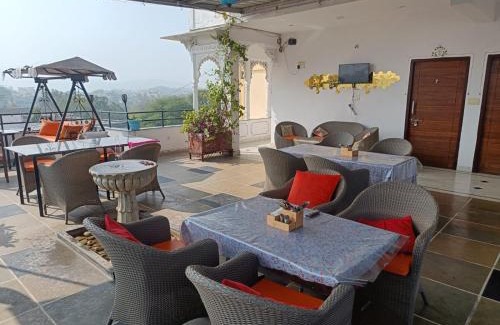 Lake Swaroop Sagar Casa | Shiv Villa Home Stay