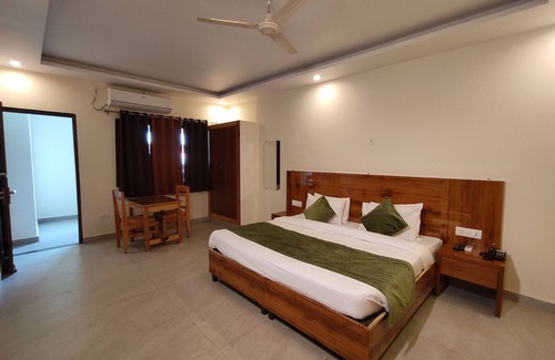 Tapovan Hotel | Shivansh Green Resort