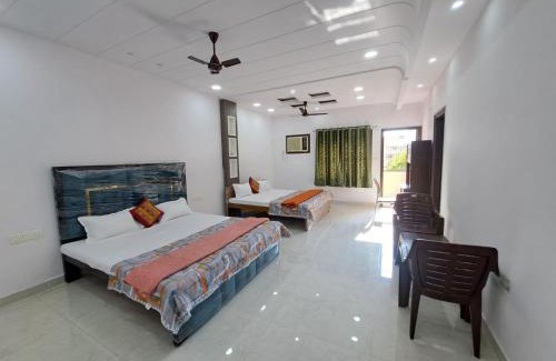 Mahmoorganj Casa | Shivansh stays