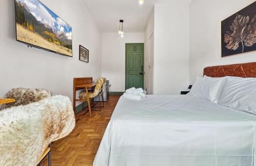 Abernessia Apartamento | Shopping Center Fast WiFi Balcony Home Office
