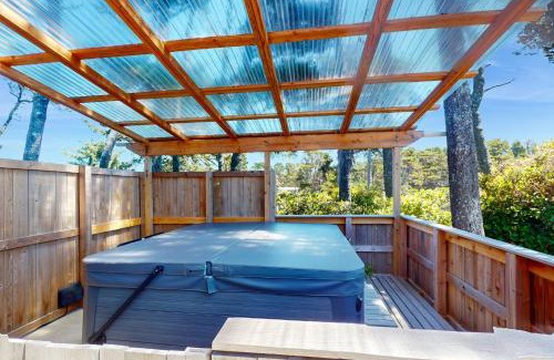 Florence Casa | Shore Pines Retreat