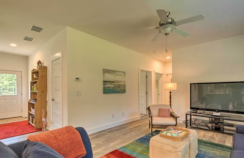 Reedville Casa | ‘Shore Thing’ Bayfront House w/ Provided Kayaks!