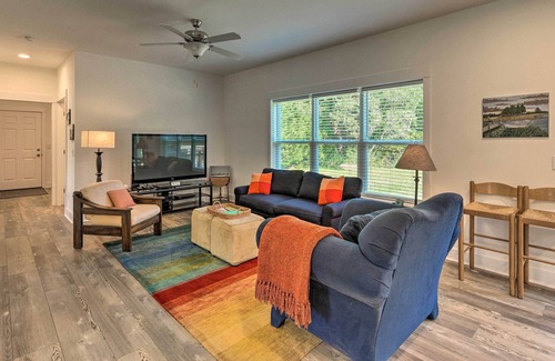 Reedville Casa | ‘Shore Thing’ Bayfront House w/ Provided Kayaks!