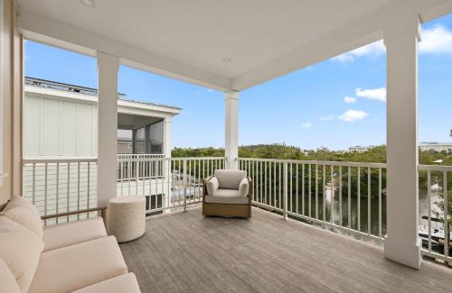 Cortez Casa | Shore To Escape at Hunter's Point