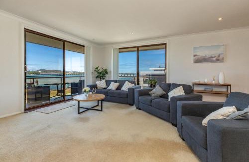 Tuncurry Apartamento | Shoreline 7