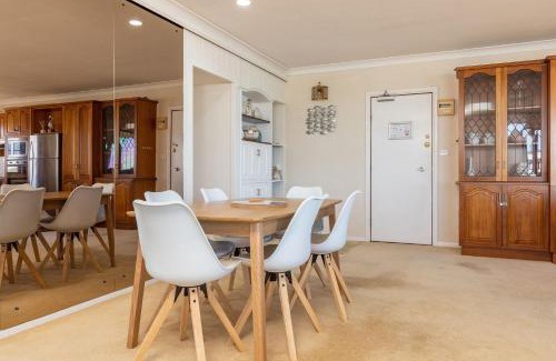 Tuncurry Apartamento | Shoreline 7
