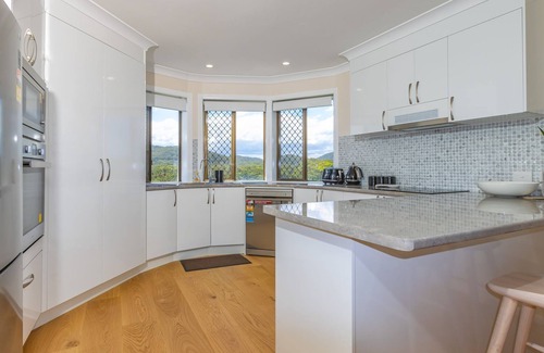 Hastings Point Apartamento | Shoreline Holiday Apartment - Beachfront retreat at Hastings Point with ocean views