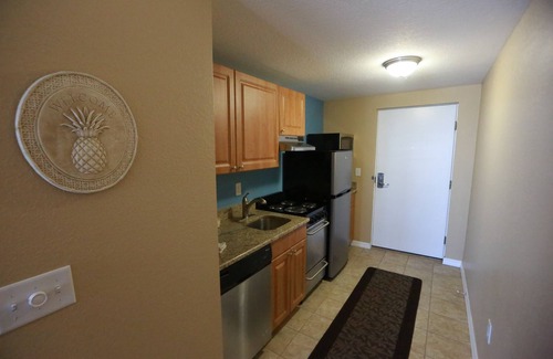 Madeira Beach Apartamento | Shoreline Island Resort - Exclusively Adult
