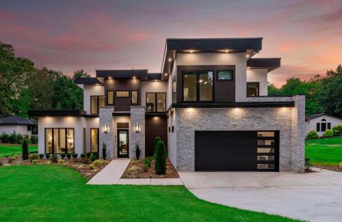 Mayhew Casa | Shoreline on Stonemarker