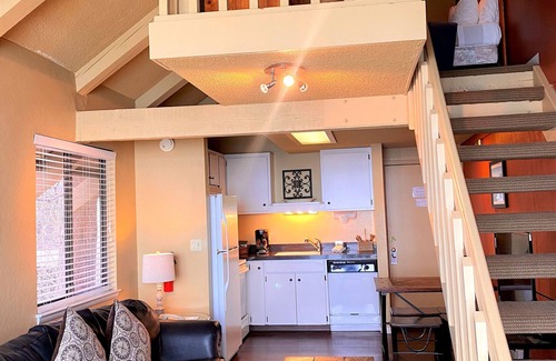 South Lake Tahoe Hotel | Shoreline Serenity: Ski-In, Beach-Out at Tahoe, Free Parking, Pool and Spa