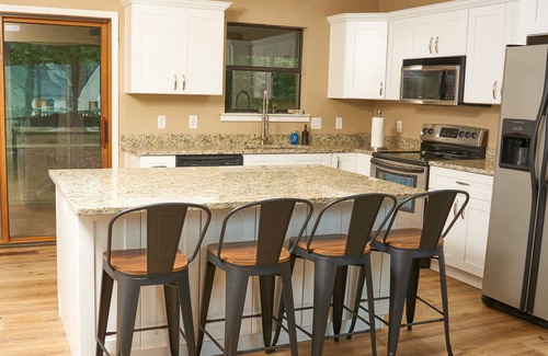 Bal Habor Chalet De Esquí | Shoreline View Corporate Rental - Close to I-75 & Downtown "Nooga