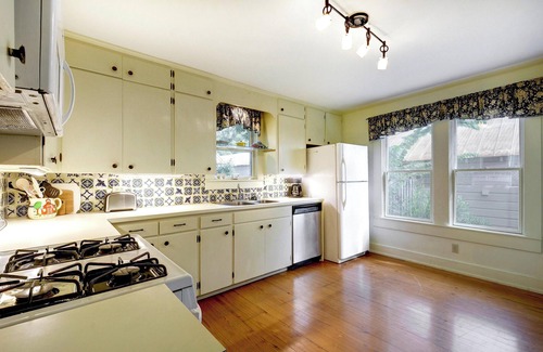 Smithville Casa | Short Street Cottage