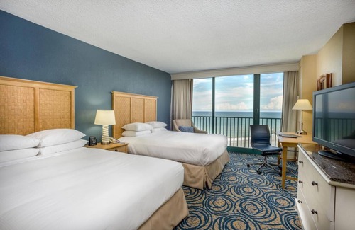 Brush - Stewarts Hotel | Short Distance From The Well Known Sites w/ Pool