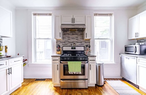 Victorian Village Casa | Short North Convention Private Parking Pets