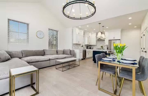 Italian Village Casa | Short North Convention Garage Parking