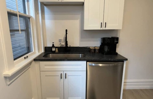 Victorian Village Casa | Short North Convention King Bed Free Parking