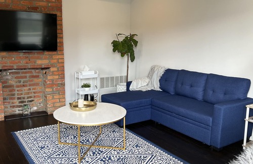 Short North Casa | Short North Custom Built Home! Steps from High Street