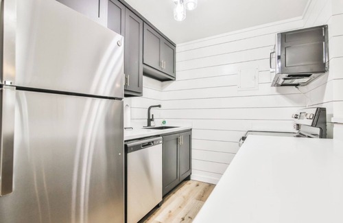 Lubbock Apartamento | Short Term Rental 1BR, Furnished, Paid Utilities, Pet-Friendly, Free Internet.