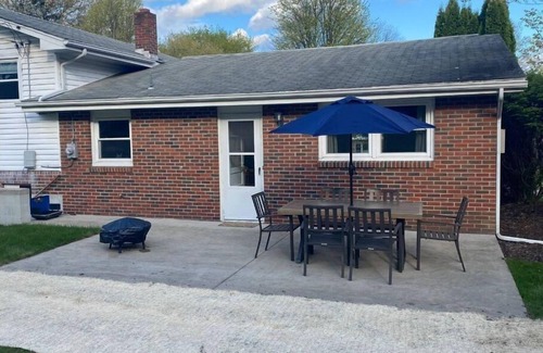State College Casa | Short walk to Beaver Stadium and downtown!