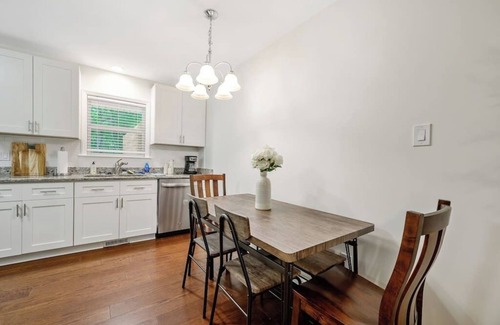 Hillsborough Casa | Renovated Home near Downtown Hillsborough