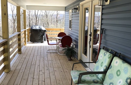 Huntingdon Casa | Short walk to the lake!