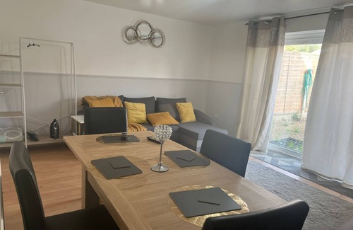 Tilbury Casa | Casa-Económico-Baño Privado-Vista al Jardín