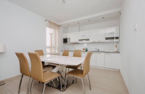 Wlochy Apartamento | ShortStayPoland Krakowska - B65