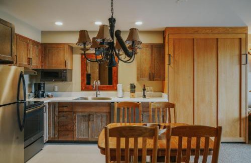 Big Sky Complejo | Shoshone Condos at Big Sky Resort
