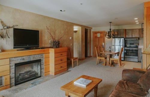 Big Sky Hotel | Shoshone Condos at Big Sky Resort