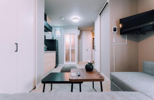 Yoyogi Apartamento | Showa Bloom Shinjuku Neon Den 102