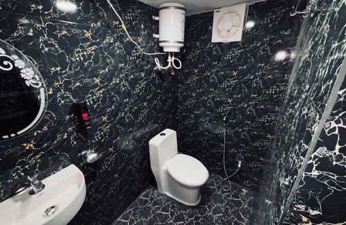 Varanasi Hotel | Shree Balaji Comfort
