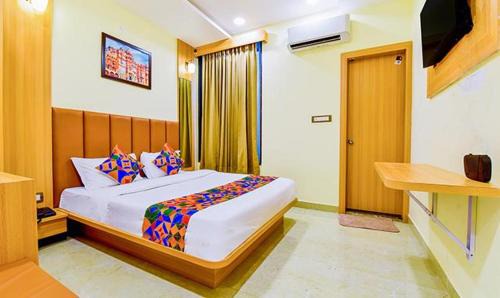 Varanasi Nagar Nigam Hotel | Shree Gayatri Ashram
