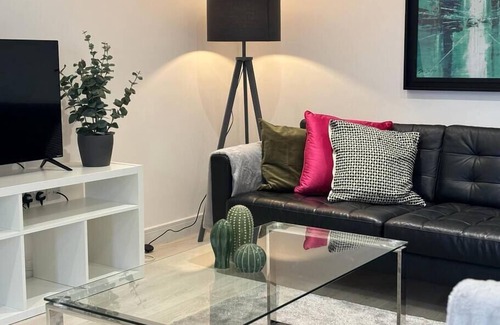 Shrewsbury Casa | Shrewsbury House, 3 En-Suites