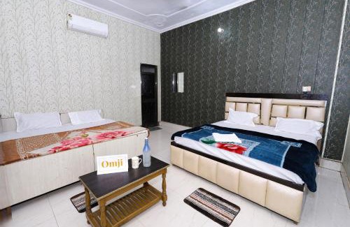 Faizabad Casa | Shri Ram Janki Ashram by Omji - 10 min walk to Hanuman Garhi temple
