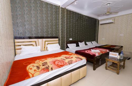Faizabad Casa | Shri Ram Janki Ashram by Omji - 10 min walk to Hanuman Garhi temple