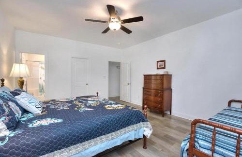 Yaupon Beach Casa | Shrimp on the Barbee