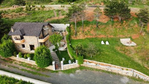 Elbasan Casa | Shtepia Tradites Gjinar