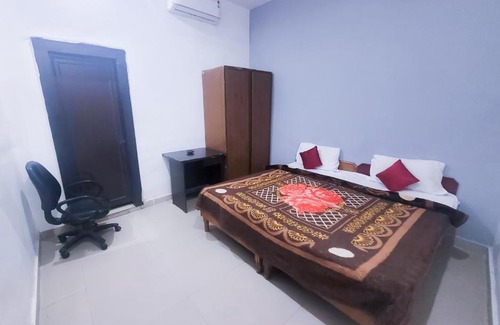 Greater Noida Hotel | Shubham Villa - Near Botanical Garden