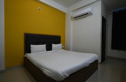Bhanvarkuan Hotel | SHUBHSHREE RESIDENCY