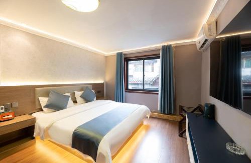 Fenghuang Hotel | Shuiyun Zhijian Homestay