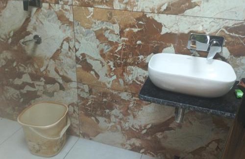 Paltan Bazaar Casa | Shyam guest house
