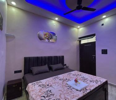 Ayodhya Hotel | Shyam Residency - 50 mtr from Ram Mandir